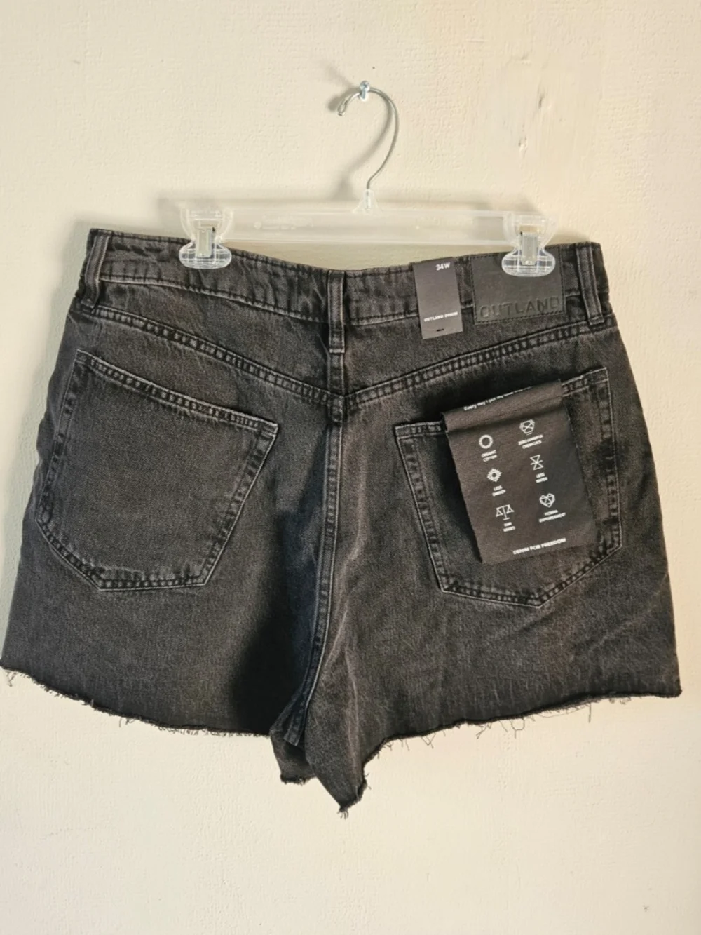 (NWT) Outland Denim shorts